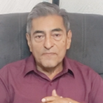 Enrique Lira